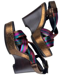 Donald J Pliner Pink Fushia Bronze Metallic Doris shoes wedge heels